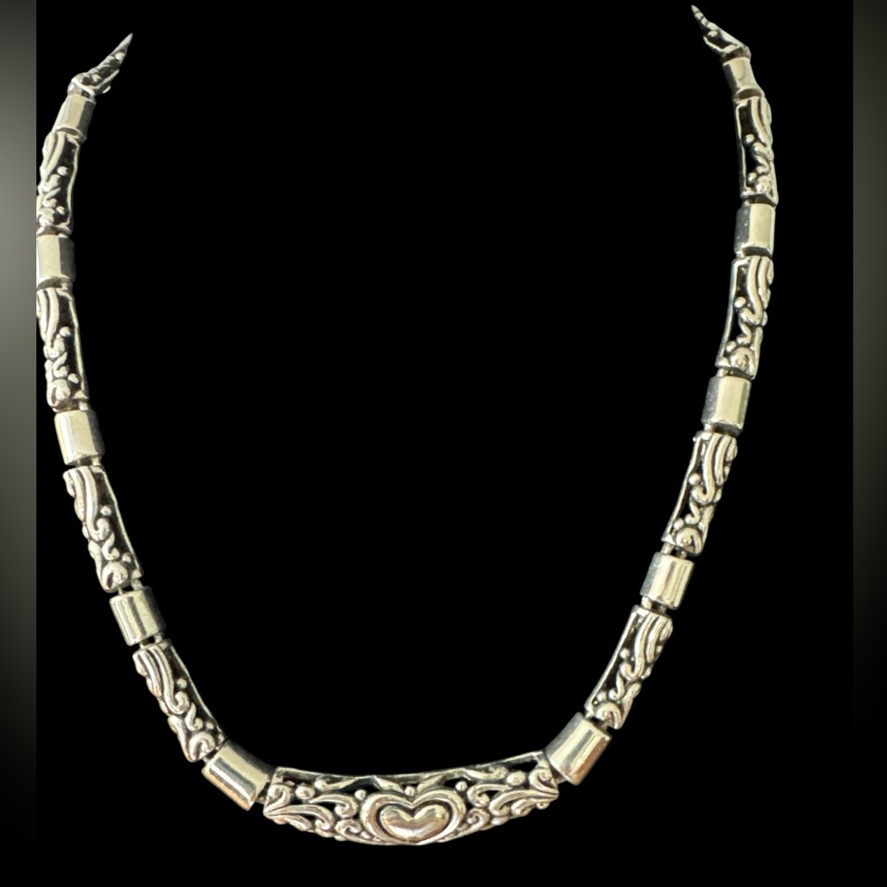 Elegant Silver Necklace